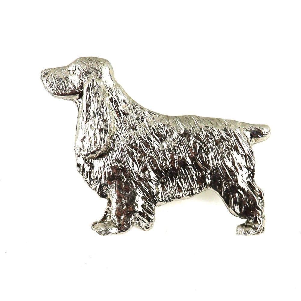 Versilberte Zinn-Brosche mit Cocker Spaniel