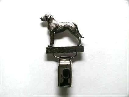 Versilberter Ringclip mit Dogge