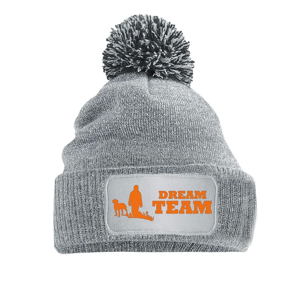 Bommelmütze Hund personalisiert mit Dream Team Motiv