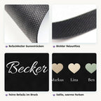 Details der Fußmatte: Gummirücken, Velourflies, feiner Druck und warme Farben