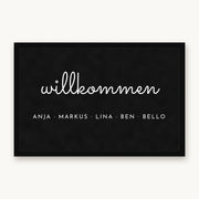 Schlichte Fußmatte „willkommen“ mit den Namen Anja, Markus, Lina, Ben und Bello, Mattenfarbe Schwarz