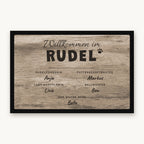 Fußmatte „Willkommen im Rudel“ mit Rollen wie Rudelführerin und Der wahre Boss und Namen, Mattenfarbe Holz