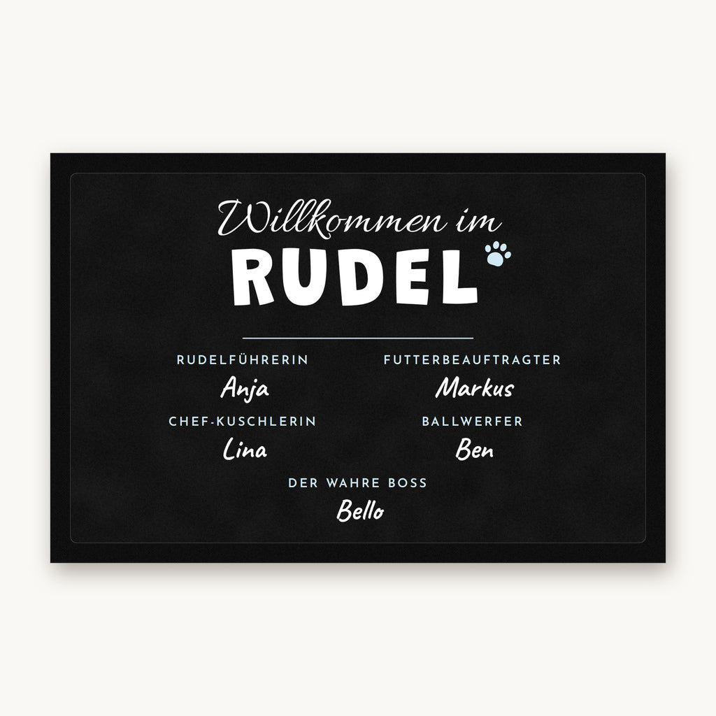 Fußmatte „Willkommen im Rudel“ mit Rollen wie Rudelführerin und Der wahre Boss und Namen, Mattenfarbe Schwarz