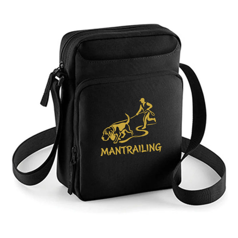 Robuste Leckerlitasche für Mantrailer im Training