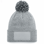 Kuschelige graumelierte Pudelmütze für Pferdeliebhaber mit Horse-Mom-Design