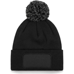 Kuschelige schwarze Pudelmütze für Pferdeliebhaber mit Horse-Mom-Design