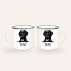 Weißer Emaillebecher mit silbernem Rand, gezeichnetes Porträt eines schwarzen Labradors und Name Bruno, Ansicht beider Seiten