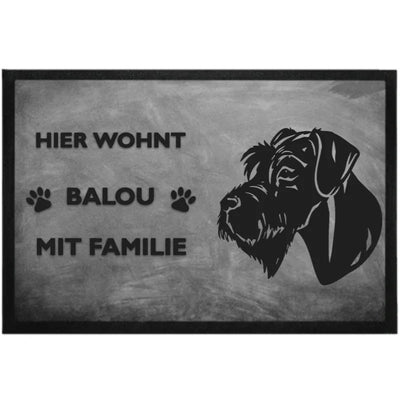Fußmatte „Hier wohnt“ mit Riesenschnauzer-Motiv, Motiv 1