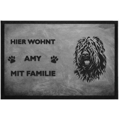 Fußmatte „Hier wohnt“ mit Schwarzer Russischer Terrier-Motiv