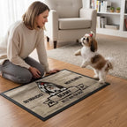 Chihuahuam Fußmatte beim auspacken