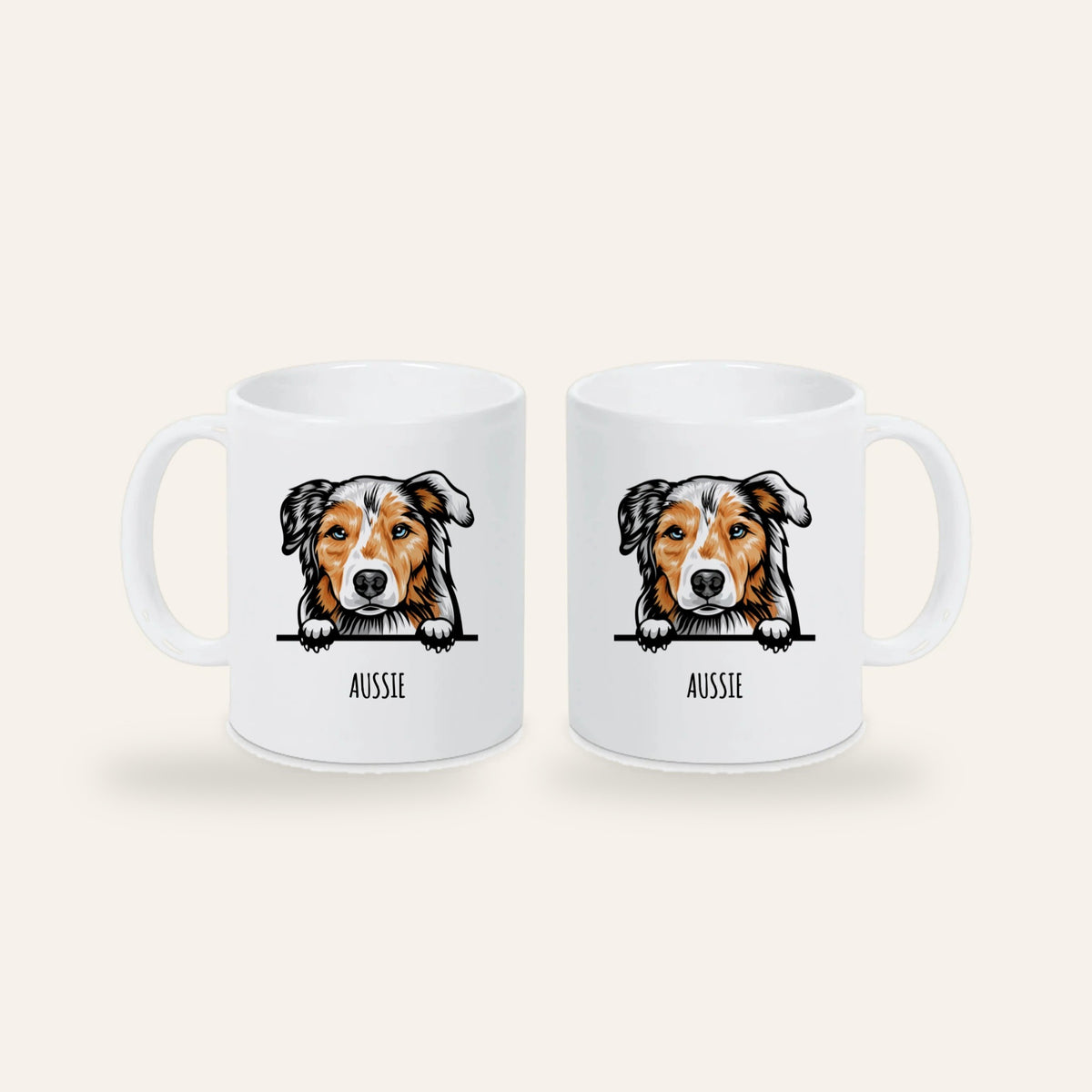 Weiße Keramiktasse mit Stilporträt eines Australian Shepherd und dem Namen Aussie, Ansicht beider Seiten