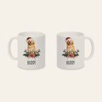 Weiße Weihnachtstasse mit lachendem Golden Retriever mit Weihnachtsmütze und dem Namen Buddy