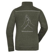Grüne Fleecejacke von hinten mit Hand-und-Pfote-Motiv und Wunschname in Grau