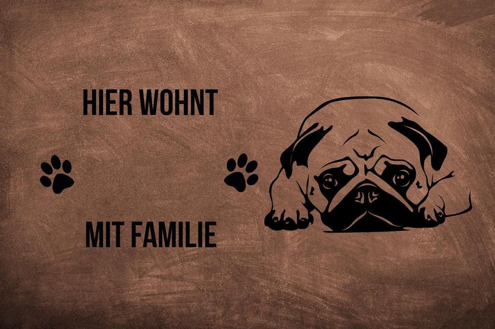 Mops liegend - Fußmatte - Schmutzfangmatte - 40 x 60 cm-Tierisch-tolle Geschenke-Tierisch-tolle-Geschenke