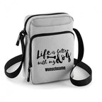 Outdoor Leckerlitasche Umhängetasche -Life is better- - Tierisch tolle Geschenke